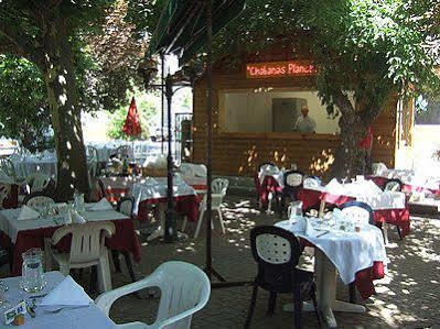 Hotel Restaurant Pavillon Carina